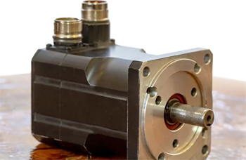 собранное и полностью готовое к работе устройство после ремонта резольвера