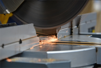 резка циркулярными пилами подходит для разных типов заготовок