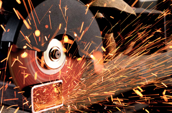 резка дисково-отрезным станком гарантирует высокие точность и качество