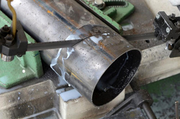 резка ленточными пилами подходит для труб - круглых и профильных