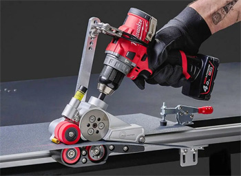 оборудование для ручной реки листового металла продолжает совершенствоваться