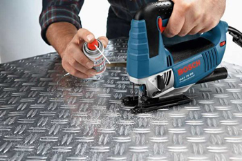 резкой лобзиком можно раскроить стальной рифленый лист