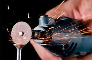 резка металлов разных типов способна выполнять тонкие, практически ювелирные задачи