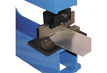 принцип работы мини-станка для резки пресс-ножницами