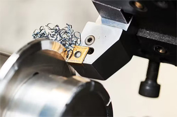 резка резцами - популярный и доступный способ обработки металла