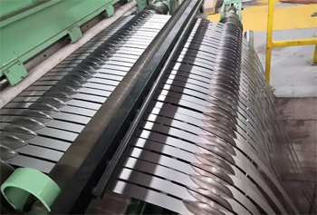 резка рулонного металла на штрипсы на профессиональном языке называется роспуском