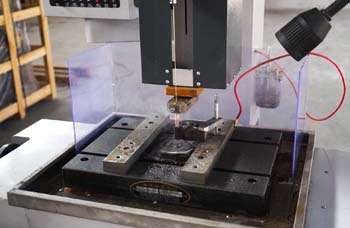 резка супердрелями - обработка металла электричеством