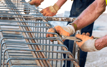 рубка арматуры облегчает монтаж каркасов на ее основе