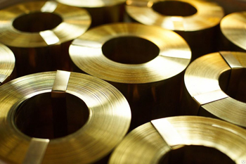 рулоны латунные - удобная форма выпуска листового проката из этого сплава