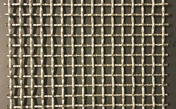 секрет сетки тканой - в особом переплетении волокон