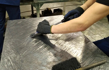 шабрение большой поверхности металла вручную - сложная задача