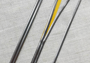 тончайшие полоски свинцовой ленты используют в оформлении витражей