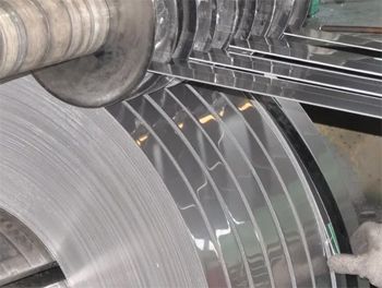 производство титановой ленты: продольный роспуск рулона