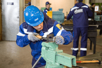 успех слесарных работ на 80% определяет мастерство исполнителя