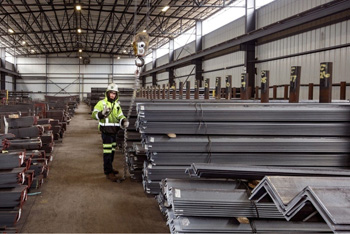 перед погрузкой стального проката