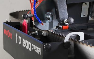 станки для заточки ленточных пил точны и аккуратны в работе