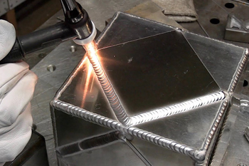 производство изделий любой сложности сваркой алюминия