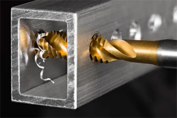 сверление сквозных отверстий в профиле