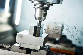 сверлильно-фрезерные станки одинаково хорошо выполняют обе операции