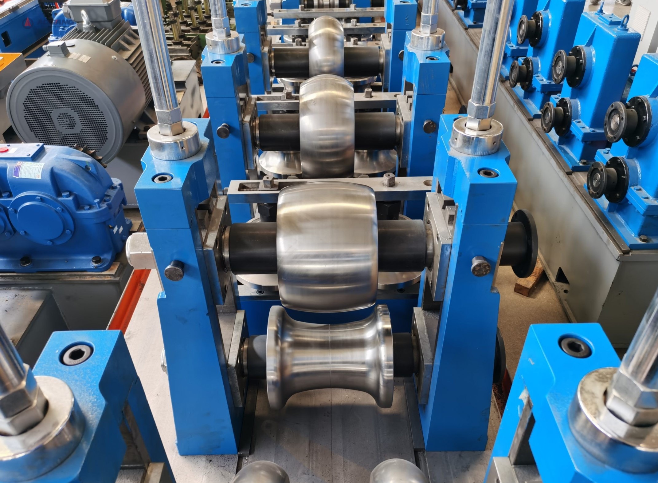 станок для производства бесшовных холоднодеформированных труб