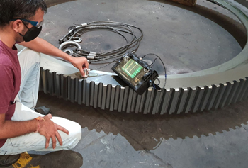 в ультразвуковых дефектоскопах главными индикаторами становятся упругие волны с частотой выше 20 000 Гц