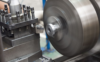 один из самых популярных видов токарных работ - точение цилиндрических поверхностей