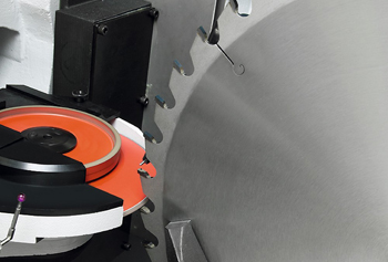 профессиональная заточка дисковых пил и восстановление поврежденного инструмента