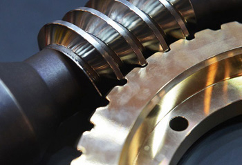 при зубофрезерной обработке необходимость в других операциях обточки зубьев обычно отпадает