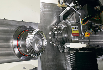 зубообрабатывающие станки сегрдня всё чаще оснащают системами ЧПУ